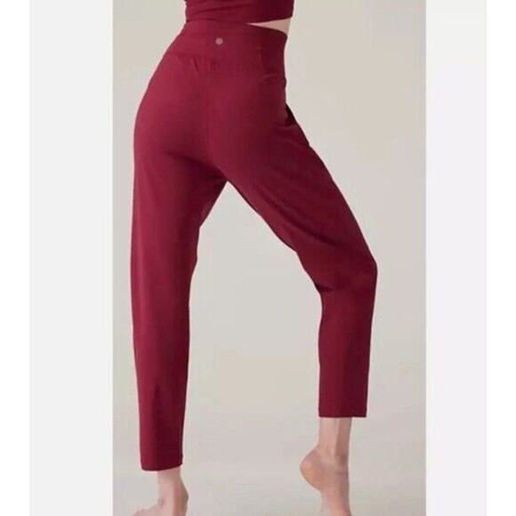 NWOT Athleta Elation Yoga Pants High Rise Coffeeberry Red Joggers Size XS - Picture 2 of 10